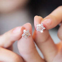 Rhinestone Snowflake Stud Earrings