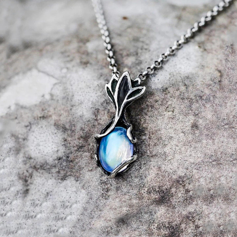 Moonstone Fish Pattern Pendant Necklace For Women