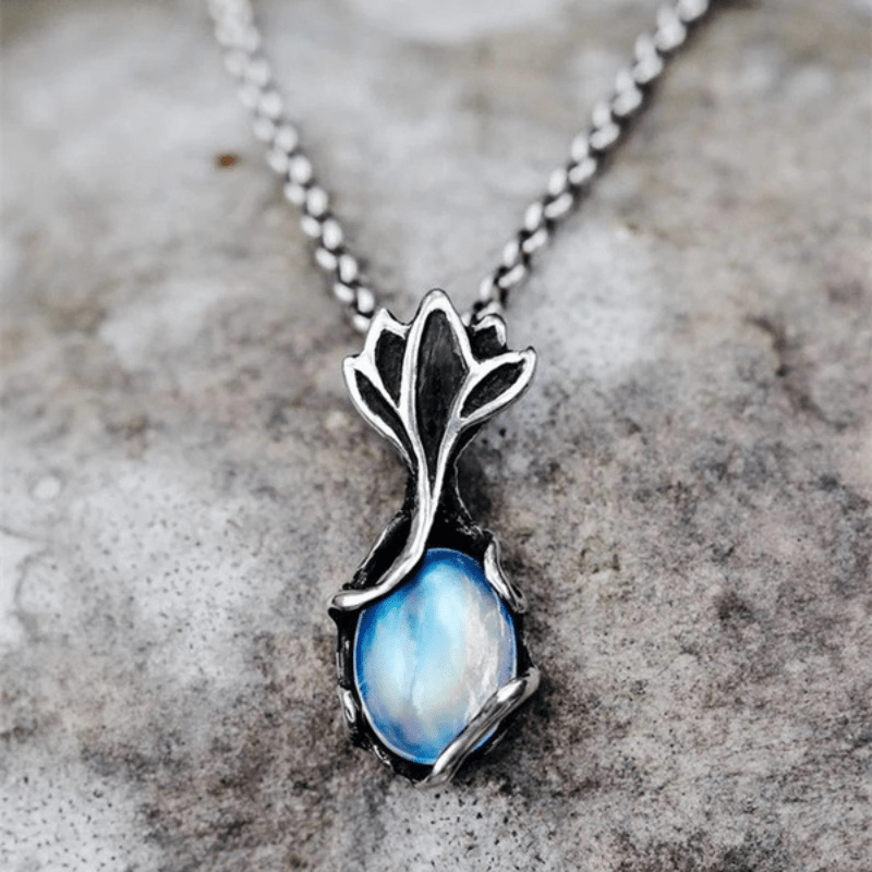 Moonstone Fish Pattern Pendant Necklace For Women