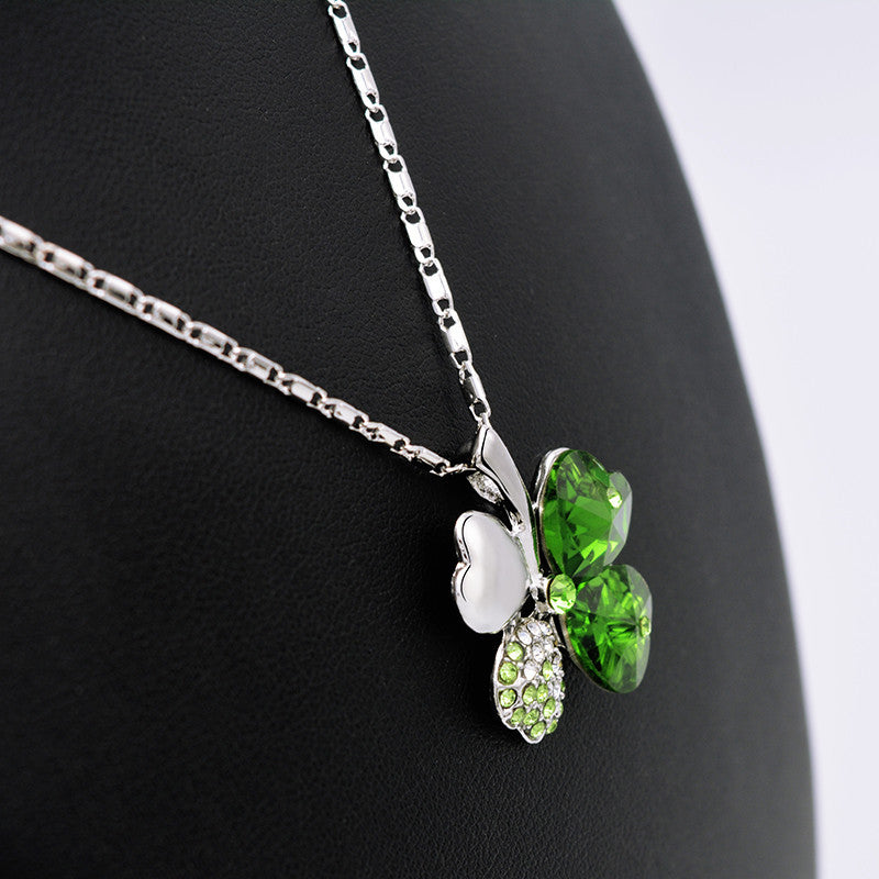 Rhinestone Lucky Clover Pendant Necklace Jewelry Accessory