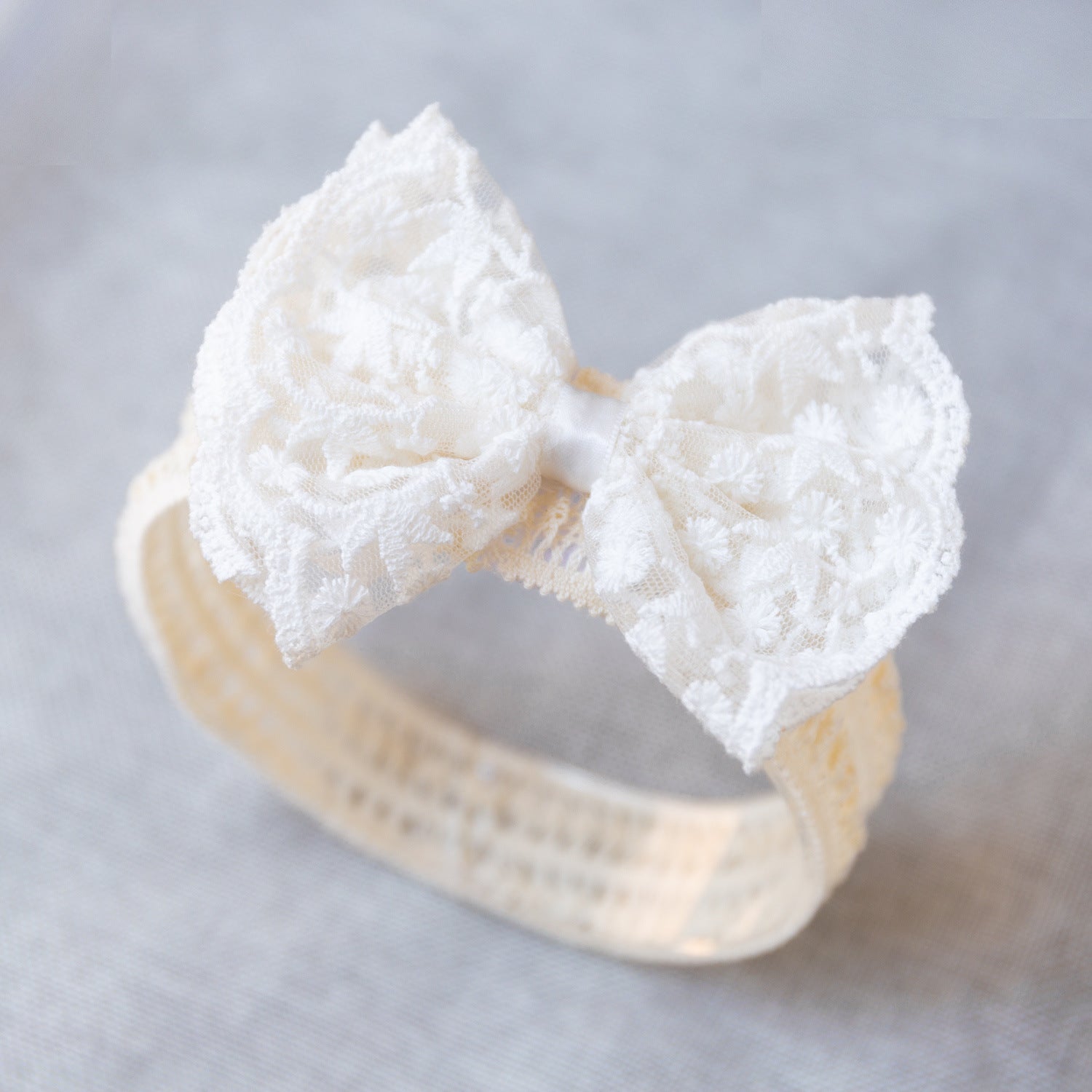 Cute Lace Bowknot Pearl Headband for Baby Girls
