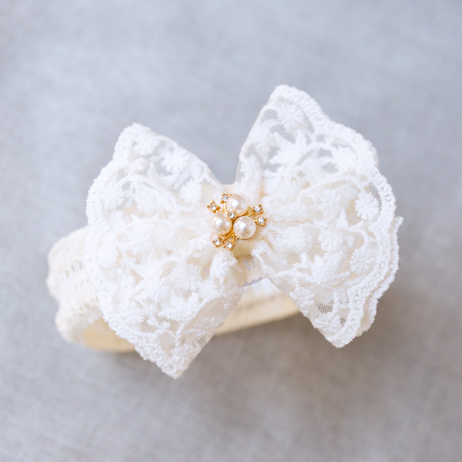 Cute Lace Bowknot Pearl Headband for Baby Girls
