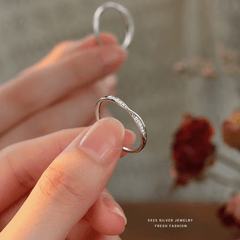 925 Silver Twisted Band Ring with Moissanite Decor, Stackable Jewelry