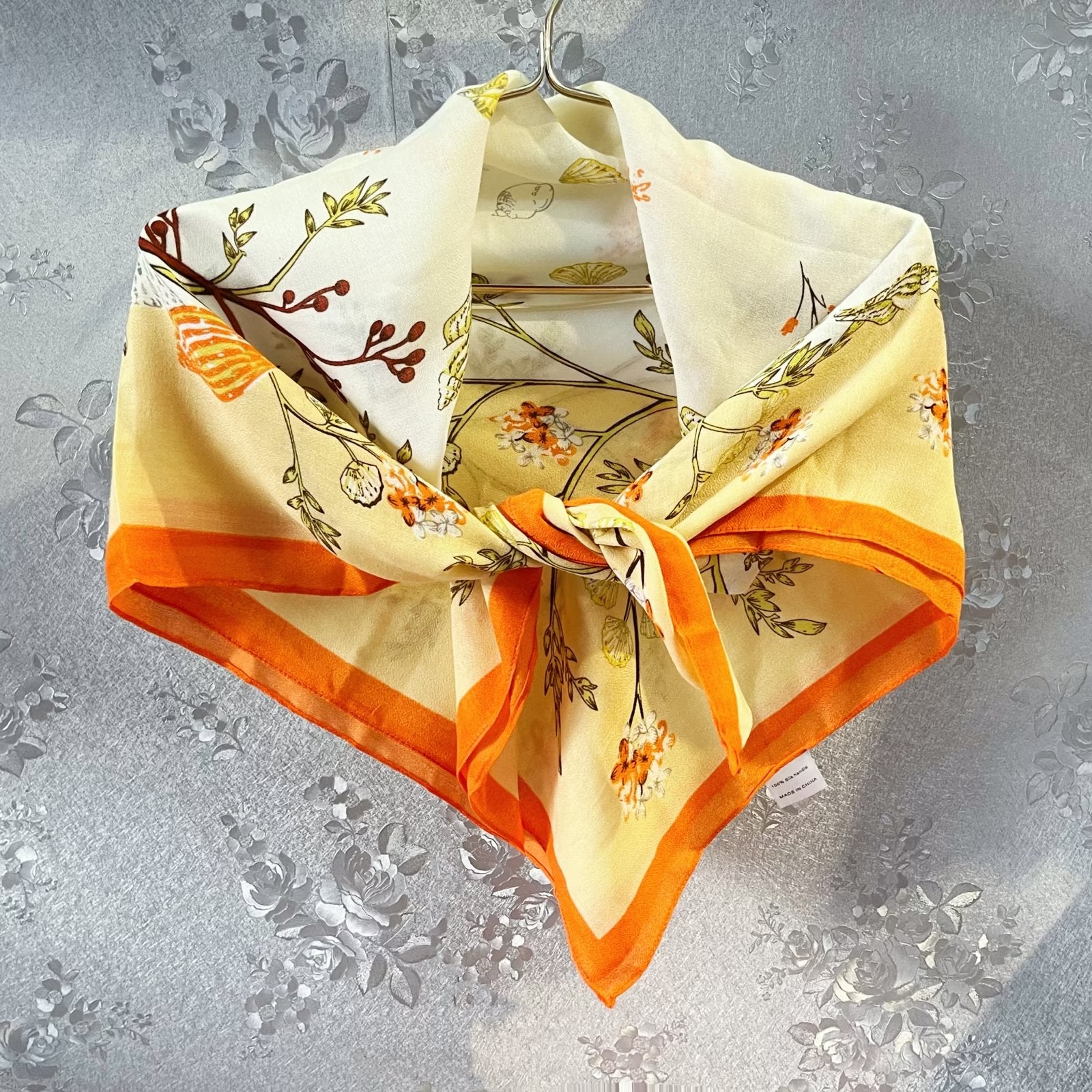 Classic Geometric Print Silk Square Scarf Bandana Women Wraps