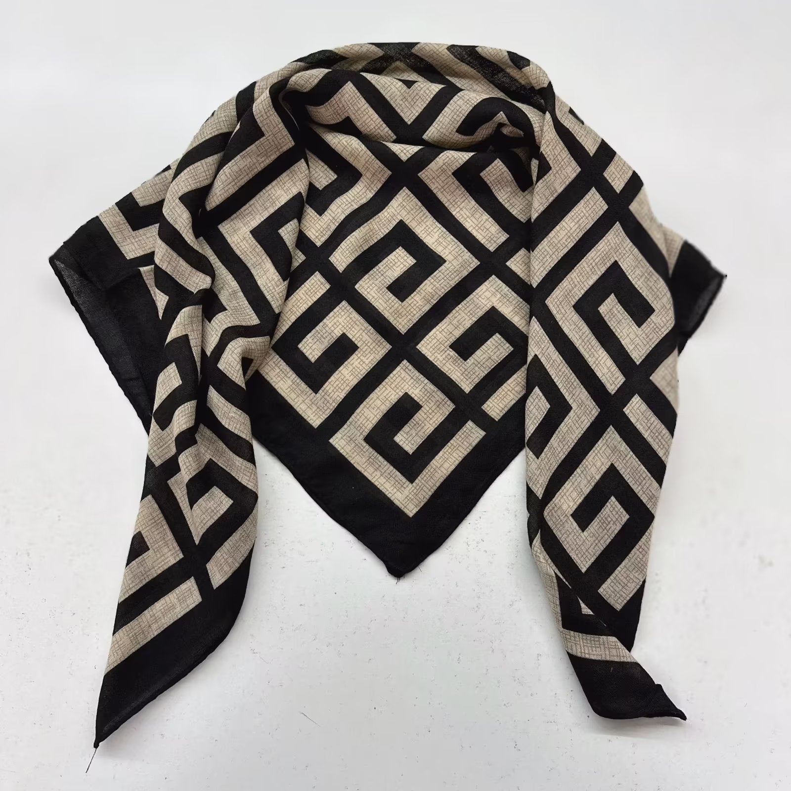 Classic Geometric Print Silk Square Scarf Bandana Women Wraps