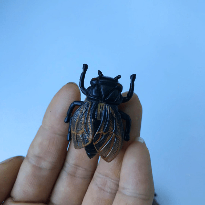 2pcs Golden Cicada Funny Small Toy Model Decoration