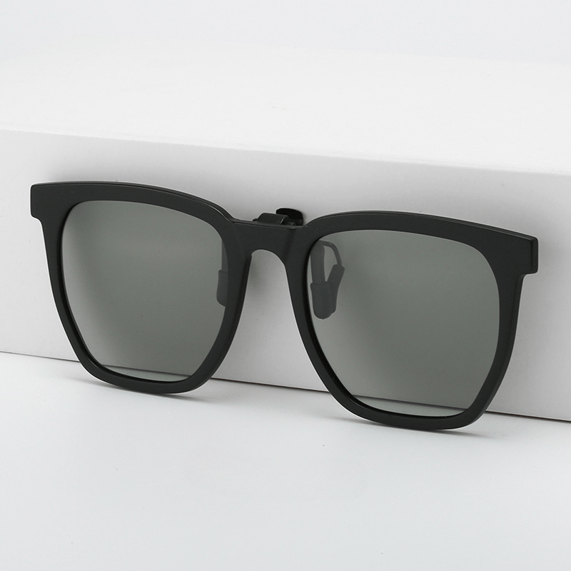 Men's Vintage Square Polarized Sunglasses UV Protection