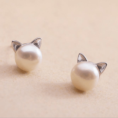 Faux Parl Decor Cat Stud Earrings For Girls