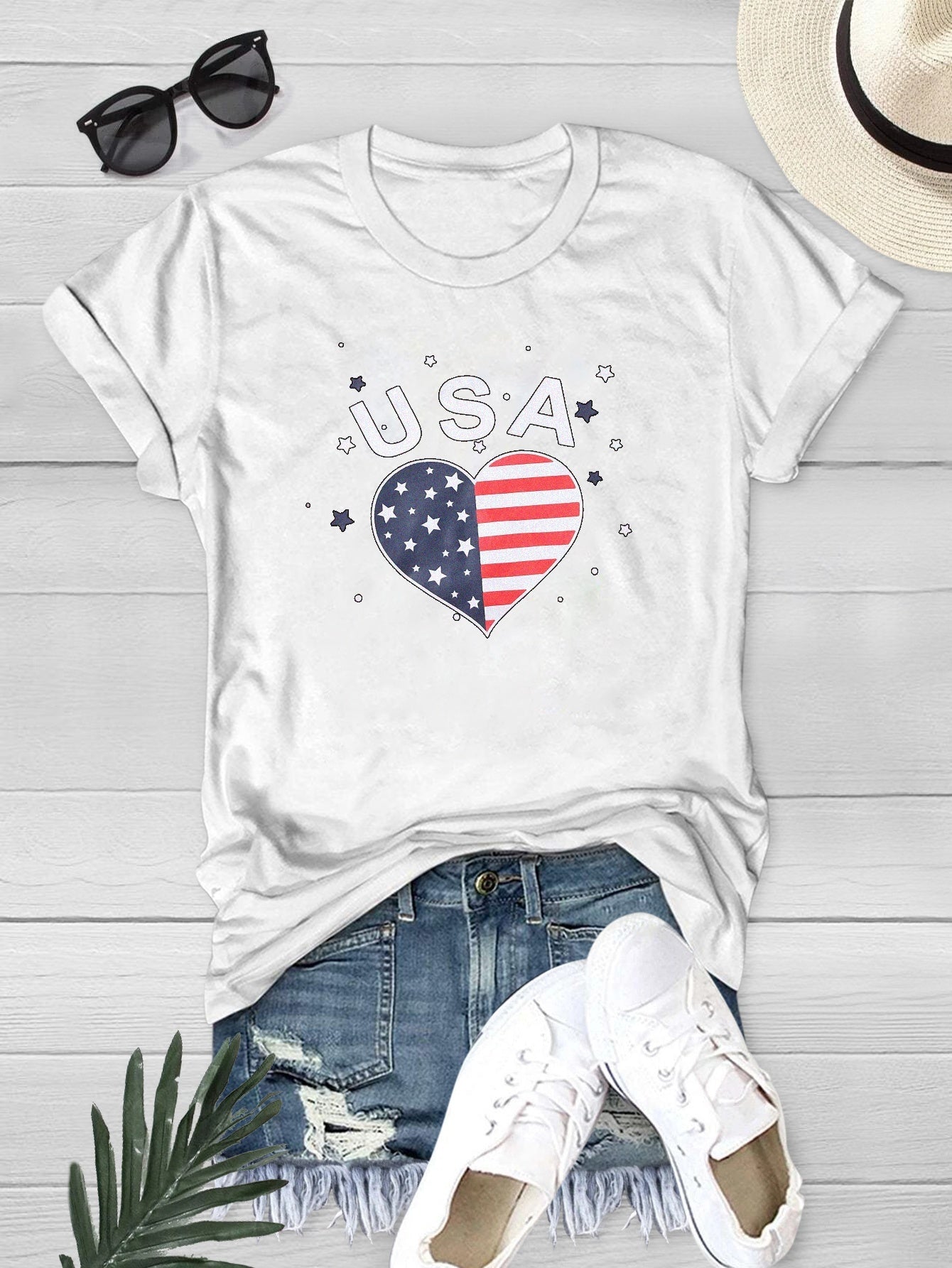 Letter Heart American Flag Graphic T-shirt for Independence Day