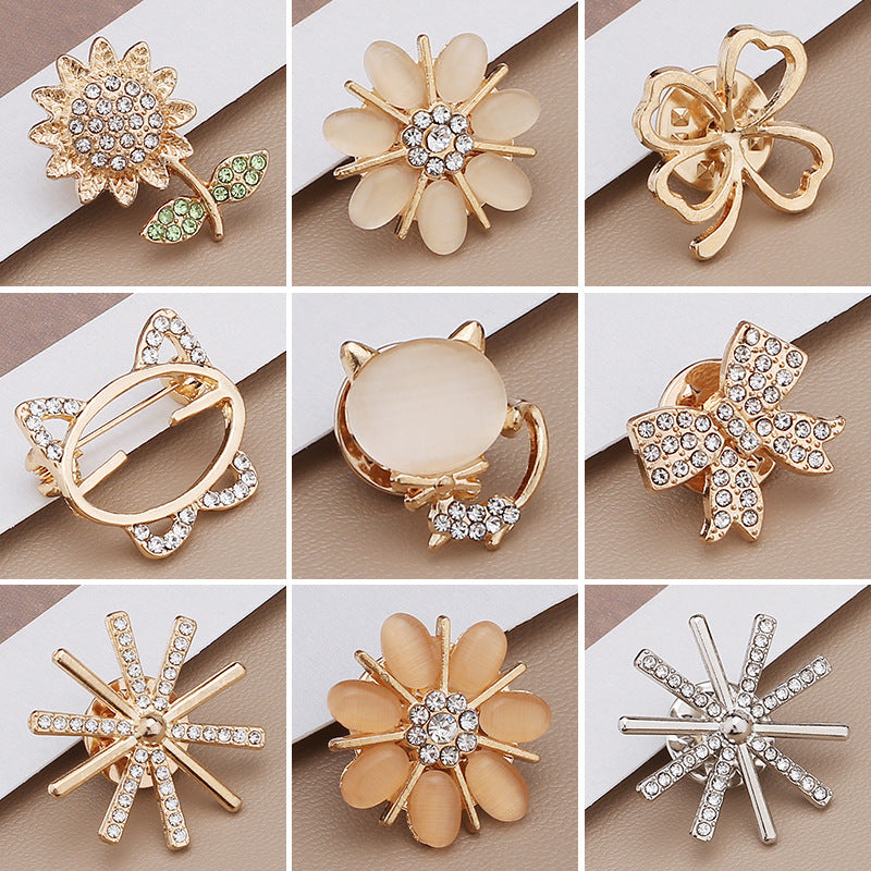 Metal Flower Collar Pin Rhinestone Scarf Clip Sunflower