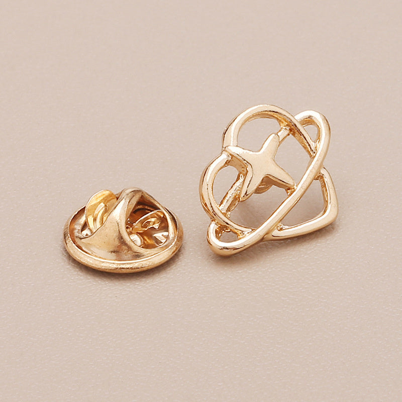 Leaf Flower Collar Pin Hollow Out Scarf Clip Golden Brooch
