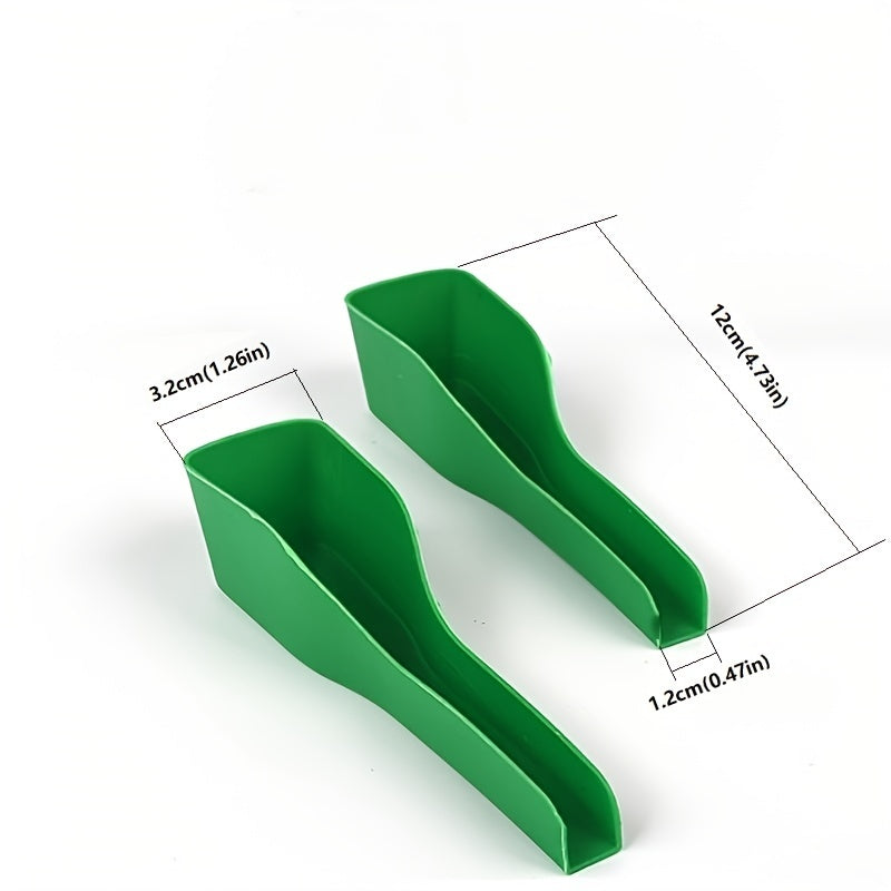 Green Bird Feeder Spoon Plastic Parrot Feeding Scoops Birds Feeding Supplies