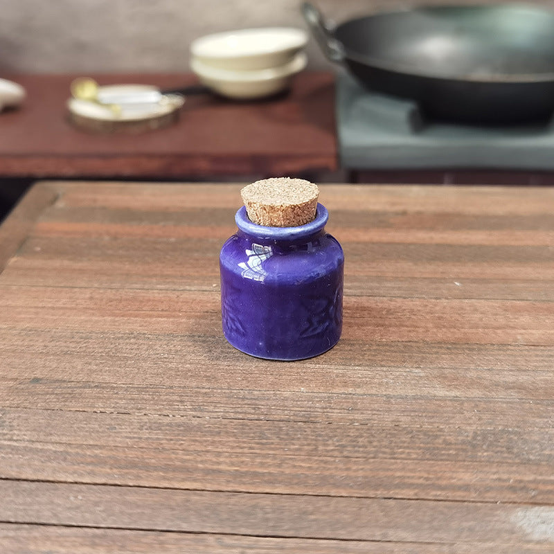 4pcs Mini Ceramic Sealed Jars Pastoral Style Kitchen Seasoning Dollhouse Food