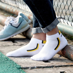 Men's Mid Crew Sport Socks Mesh Cotton Blend Breathable Socks