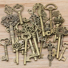 30g Vintage Mixed Key Charms for Jewelry Making DIY Supplies