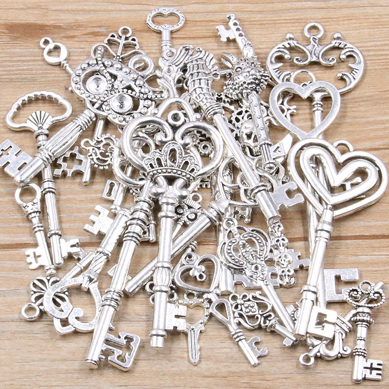 30g Vintage Mixed Key Charms for Jewelry Making DIY Supplies