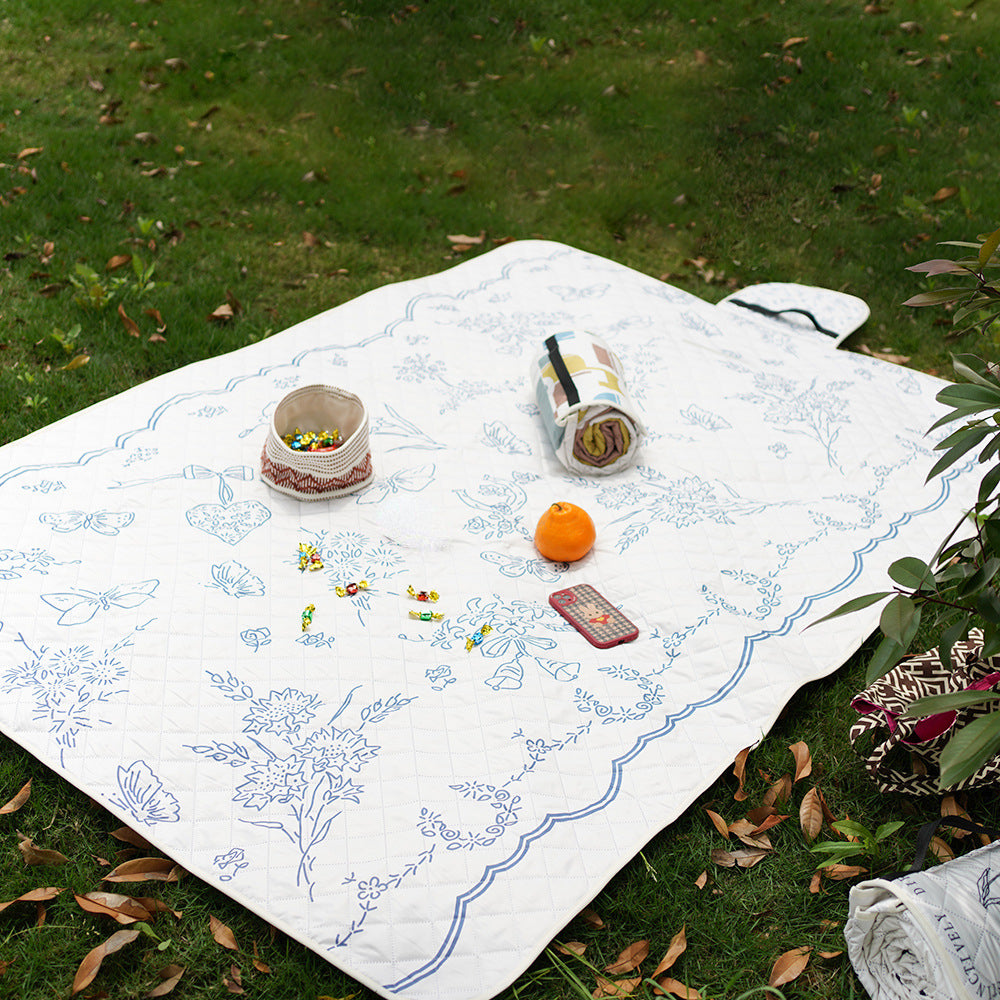 Large Picnic Mat Moisture proof Fabric Floor Mat Outdoor Camping