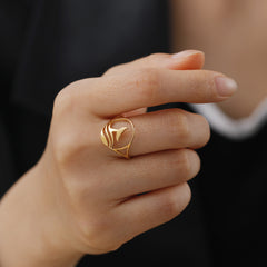 Stainless Steel Whale Hollow Ring Animal Fishtail Jewelry