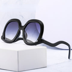 Men's Square Sunglasses UV Resistant Glasses with Case