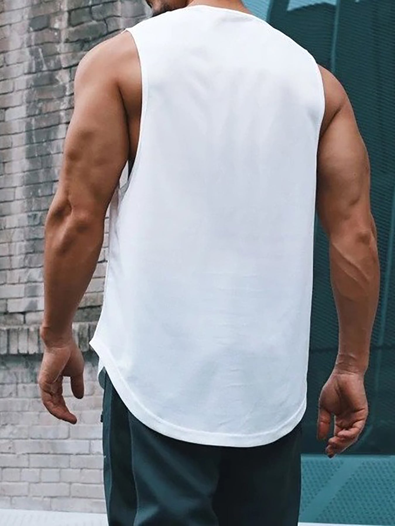 Train Hard Or Go Home Print Men's Quick Dry Sleeveless Shirt