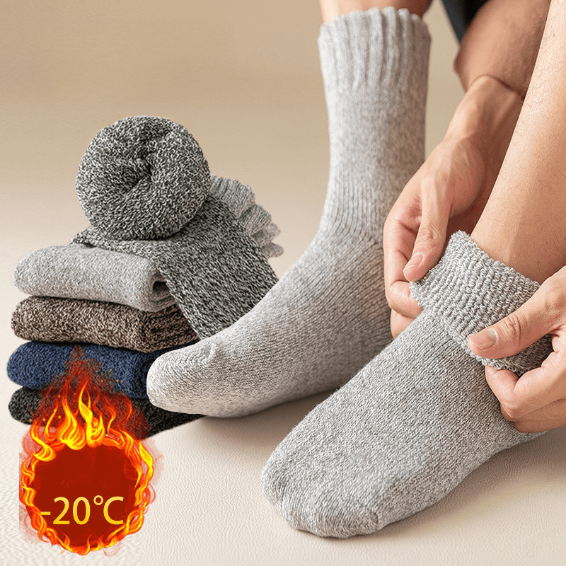 Men's Warm Thermal Crew Socks for Winter Outdoor Wearing