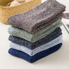Men's Warm Thermal Crew Socks for Winter Outdoor Wearing