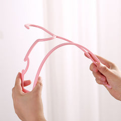 5pcs Non-slip Plastic Coat Hanger Groove Household Clothes Hanger