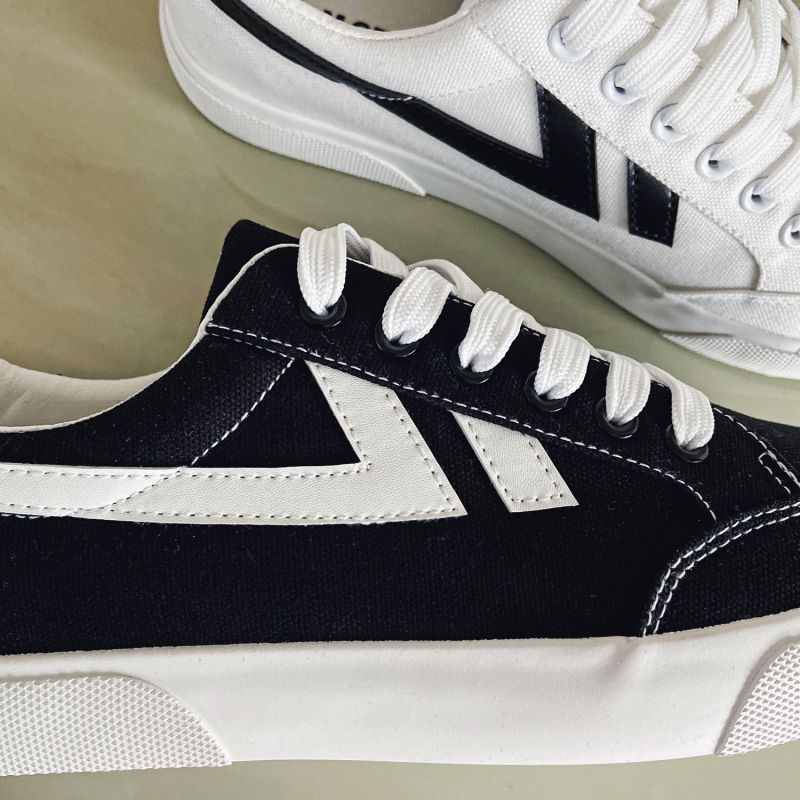 Men's Lace Up Canvas Sneakers Casual Outdoor Walking Shoes