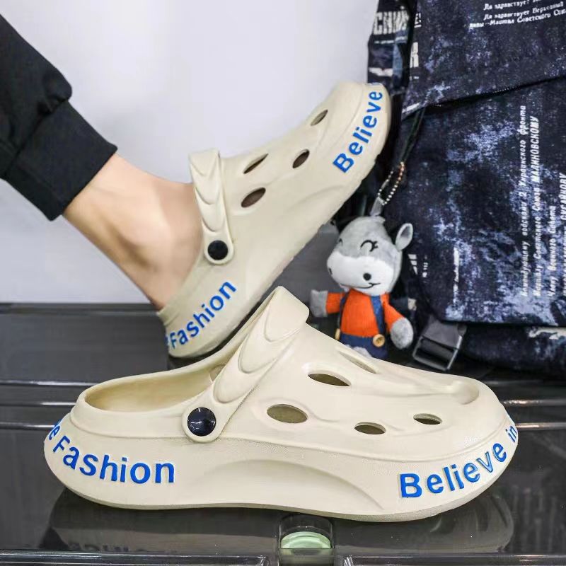 Men's Clogs Slogan Slip-On Closed Toe Sandals Soft Sole Walking Shoes