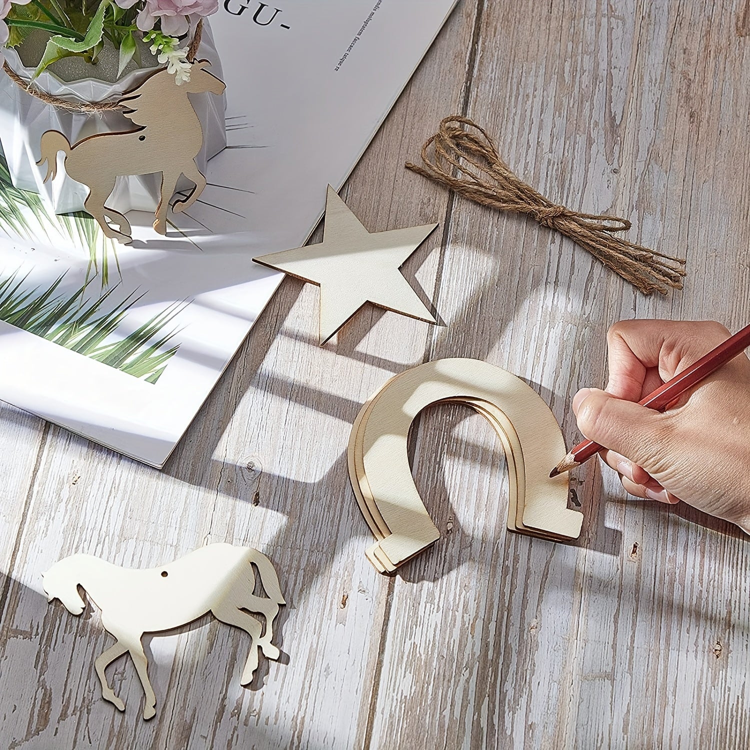 36pcs Wooden Horseshoe Ornaments for DIY Home Decorations & Parties