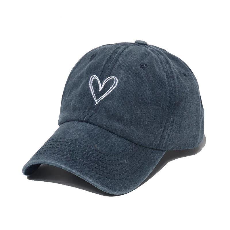 Unisex Sunshade Breathable Baseball Cap With Heart Embroidery
