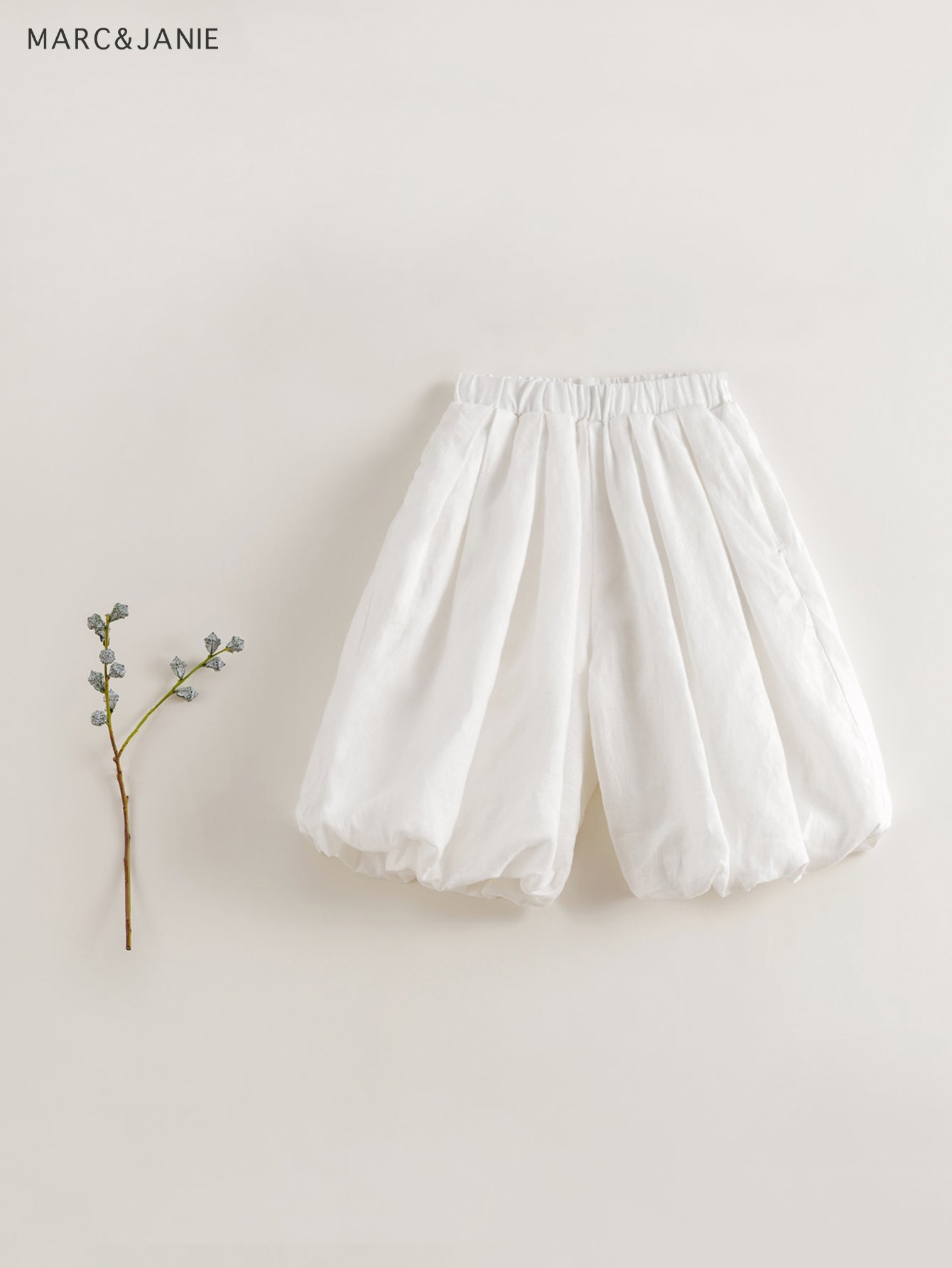 MARC&JANIE Girls Bubble Cropped Pants Elastic Band Leg & Waist Comfy Fit