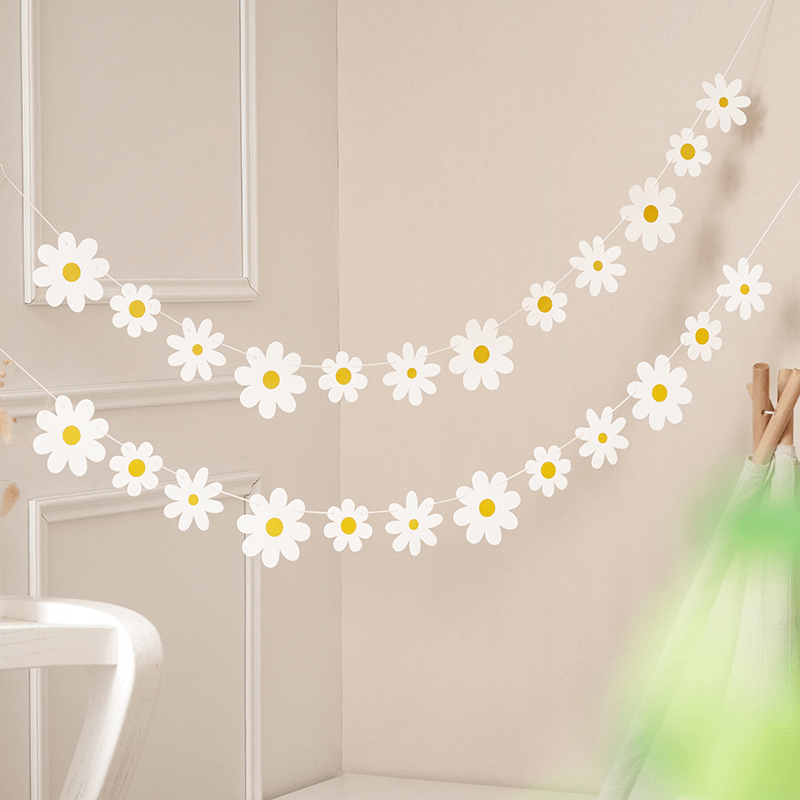 2pcs Small Daisies Chrysanthemum Flag Banner Party Decorations