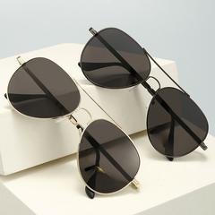 Men's Polarized Aviator Driving Sunglasses UV Protection
