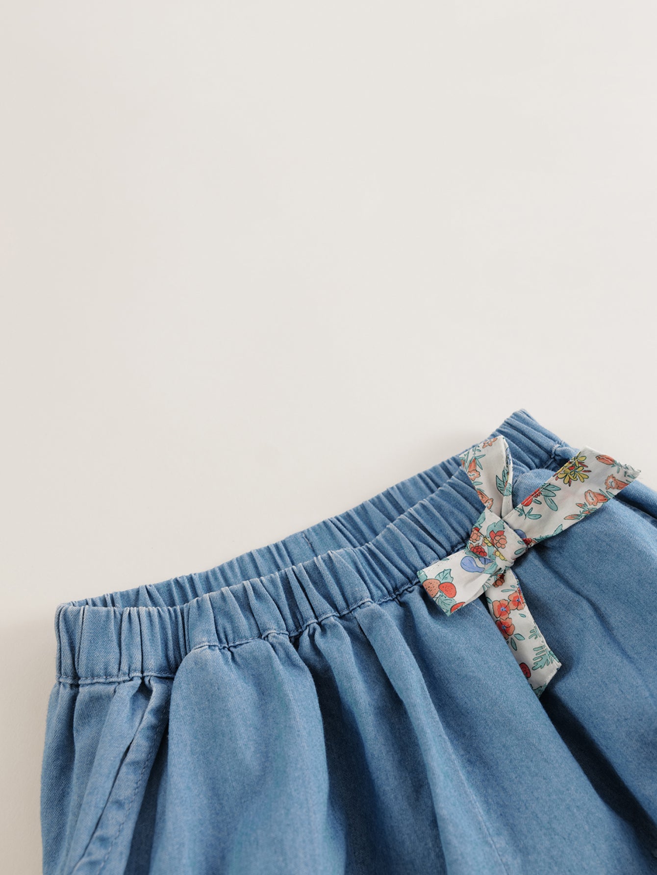 MARC&JANIE Girls Soft Denim Vintage Lantern Shorts