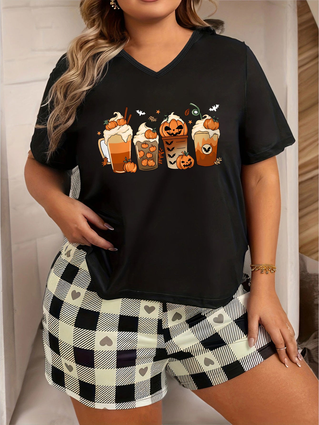 Halloween Loungewear Top Women's Bat & Pumpkin Drinks Print Pajama Top