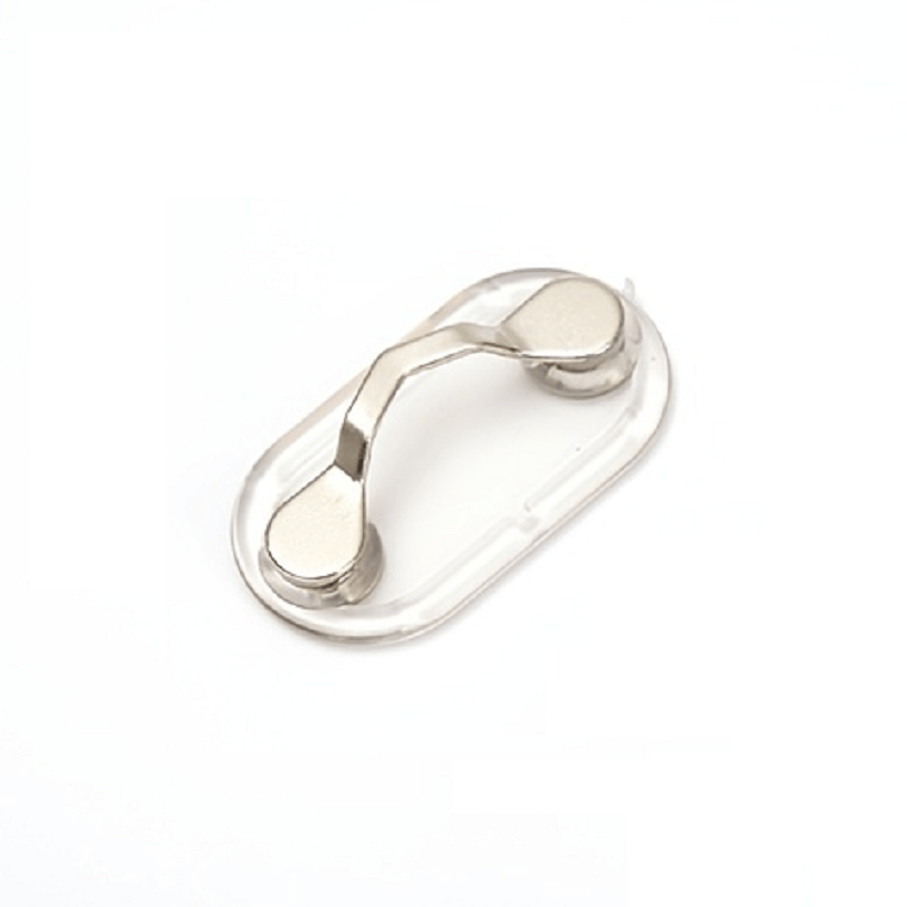 Men's Magnetic Eyeglass Holder Pin Brooch Clothes Clip