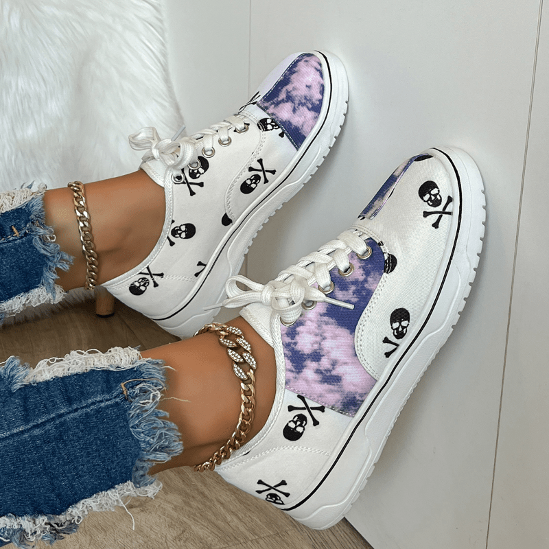 Women's Skull Pattern Sneakers Lace Up Outdoor Shoes Lightweight