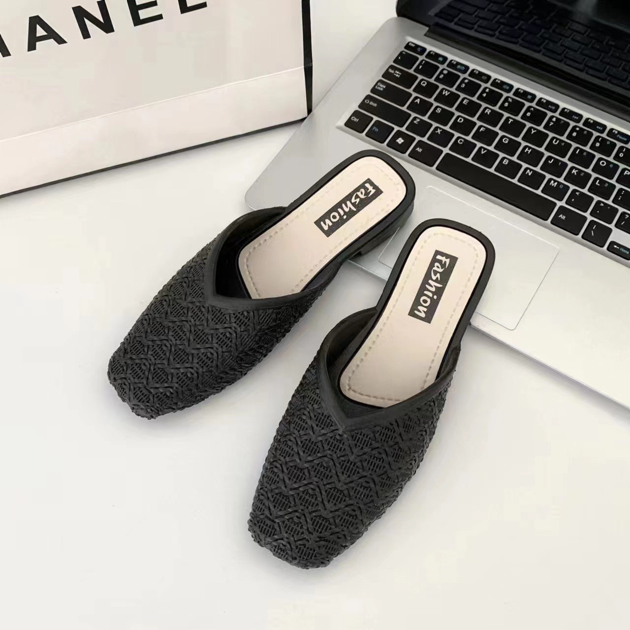 Women's Solid Mesh Slip On Square Toe Block Heel Shoes