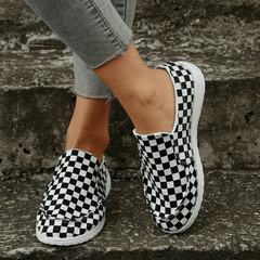 Women's Checkered Canvas Slip On Shoes Low Top Round Toe Flat Walking Shoes