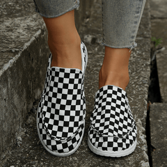 Women's Checkered Canvas Slip On Shoes Low Top Round Toe Flat Walking Shoes