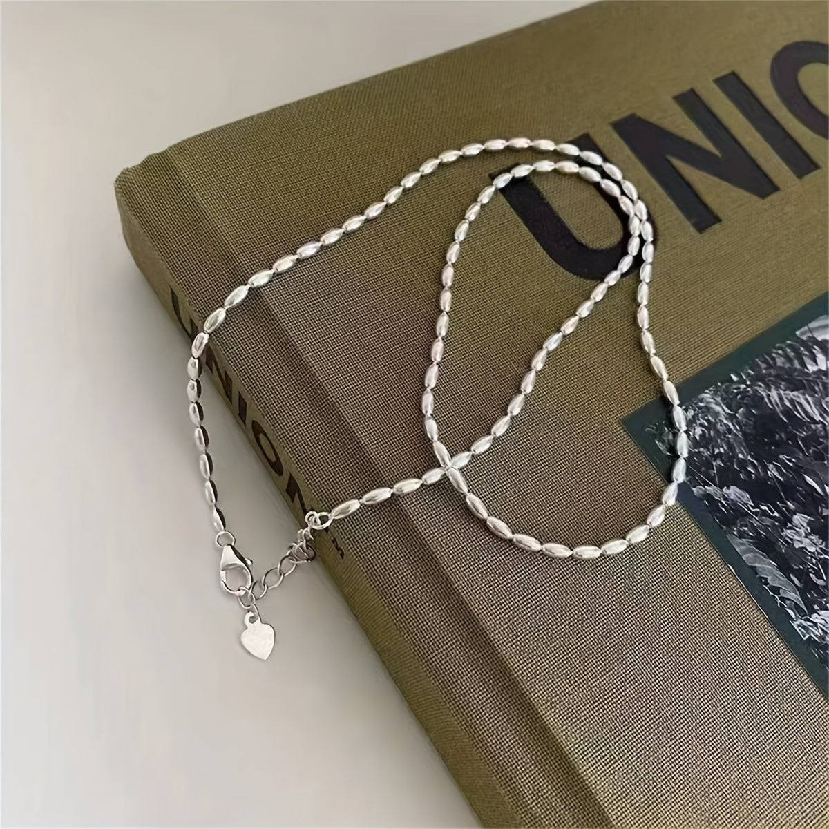 Girl's Metal Rice Grain Necklace & Heart Pendant Clavicle Chain