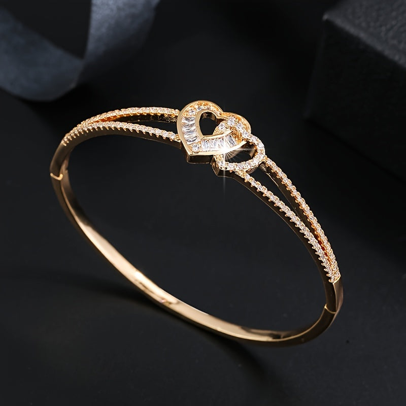 Heart Decor Bangle Bracelet for Teen Girls