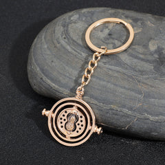 1pc Triangle And Round Alloy Keychain Set Men's Keychain Creative Small Gift