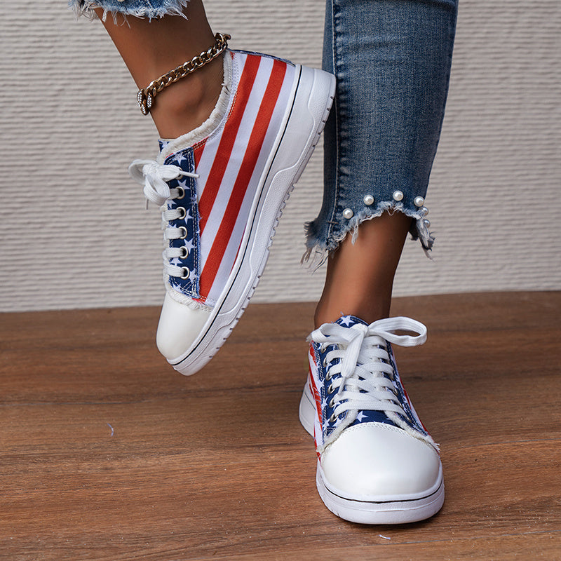 Women's American Flag Flat Shoes Lightweight Lace Up Board Shoe