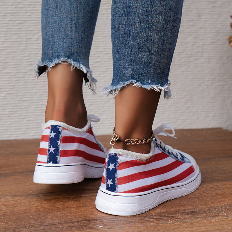 Women's American Flag Flat Shoes Lightweight Lace Up Board Shoe