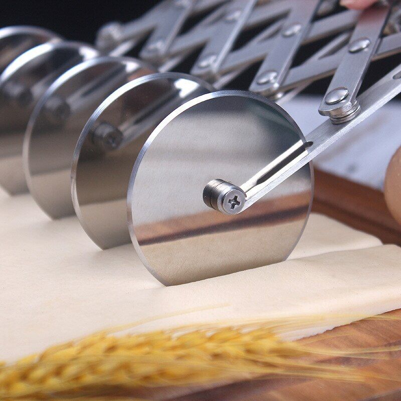 Pastry Cutter With Handle - Multipurpose Rolling Pizza Dough Divider