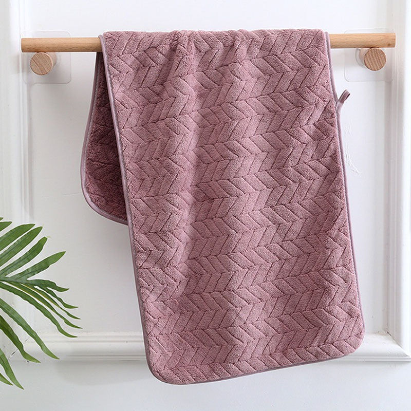 Coral Velvet Towel Set - Soft & Absorbent - 1 Bath & 1 Hand Towel