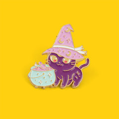 Moon Witch Hat Cat Enmael Painted Pin Clothing Accessories
