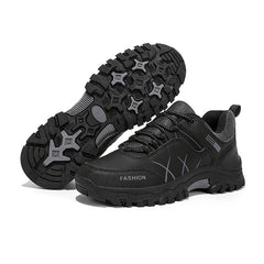 Men's Hiking Shoes Breathable and Anti Skid for Camping and Trekking